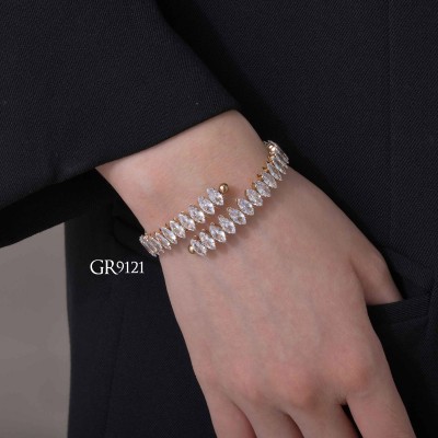 Pulsera de circones blancos