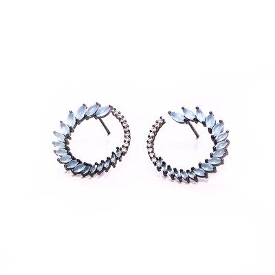 Arete espiral marquise azul