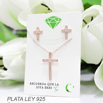 Collar de cruz en plata 925