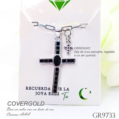 Collar con dije de cruz en covergold