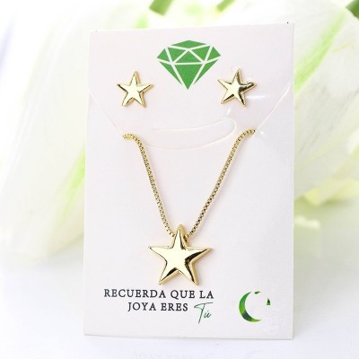 Collar de estrella en covergold