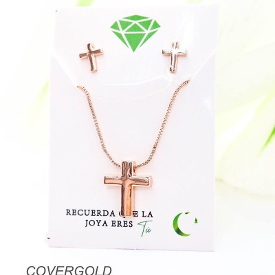 Collar de cruz en covergold