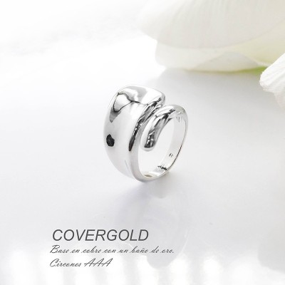 Anillo en covergold con baño en Rodio