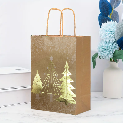 Bolsa de kraft con diseño de navidad dorados paquete x 12
