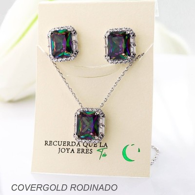 Set collar y aretes en covergold con baño en Rodio