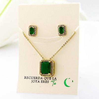 Set collar y aretes en covergold con baño en Rodio