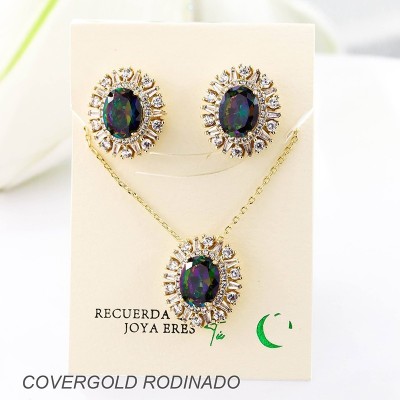 Set collar y aretes en covergold con baño en Rodio