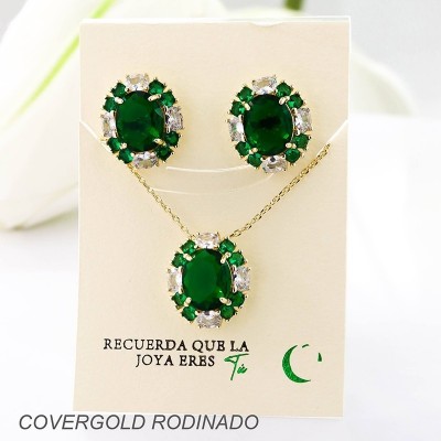 Set collar y aretes en covergold con baño en Rodio