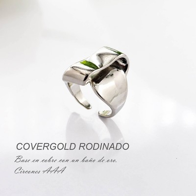 Anillo en covergold con baño en Rodio