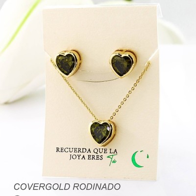 Set collar y aretes en covergold con baño en Rodio