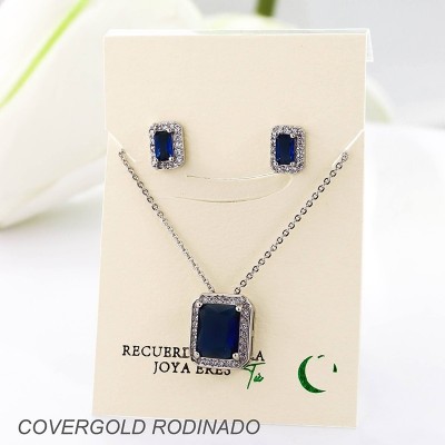 Set collar y aretes en covergold con baño en Rodio