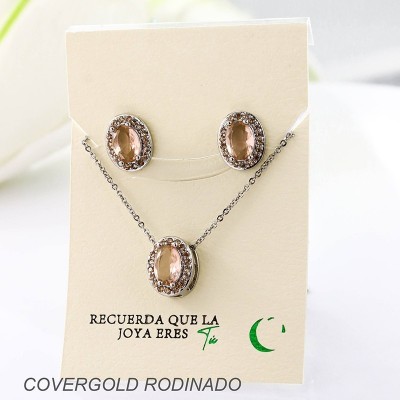 Set collar y aretes en covergold con baño en Rodio