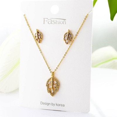 Set de aretes en covergold rodinado