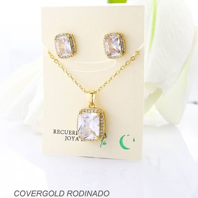 Set de aretes en covergold rodinado