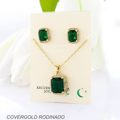 Set de aretes en covergold rodinado