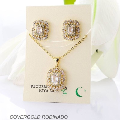 Set de aretes en covergold rodinado
