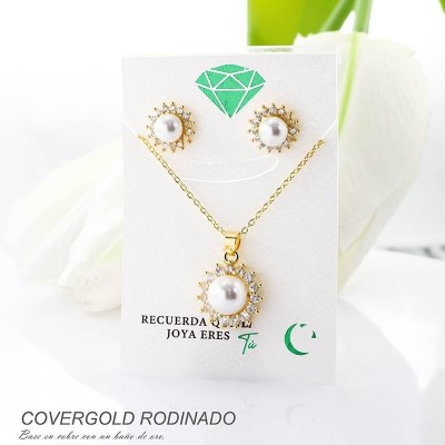 Set de aretes en covergold rodinado