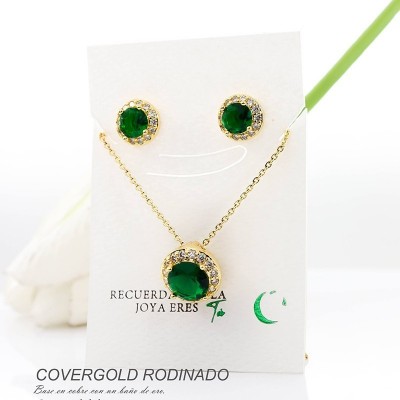 Set de aretes en covergold rodinado