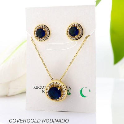 Set de aretes en covergold rodinado