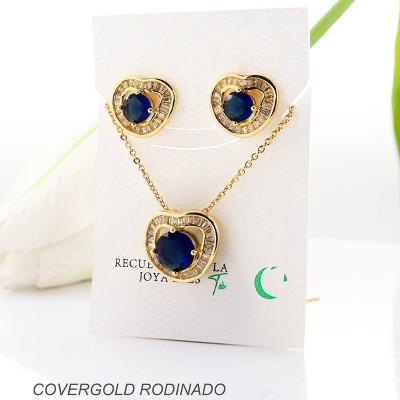 Set de aretes en covergold rodinado